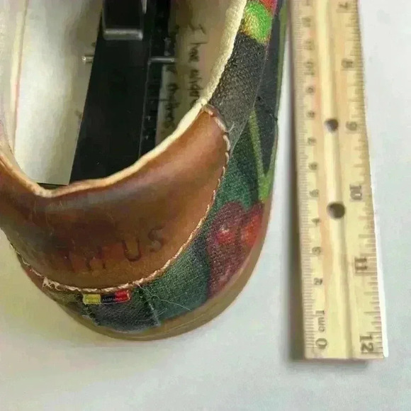 Women SYOU brand stimulates Colombian artistic talent. Sz 10.5 women 12.5 like… - Picture 16 of 16